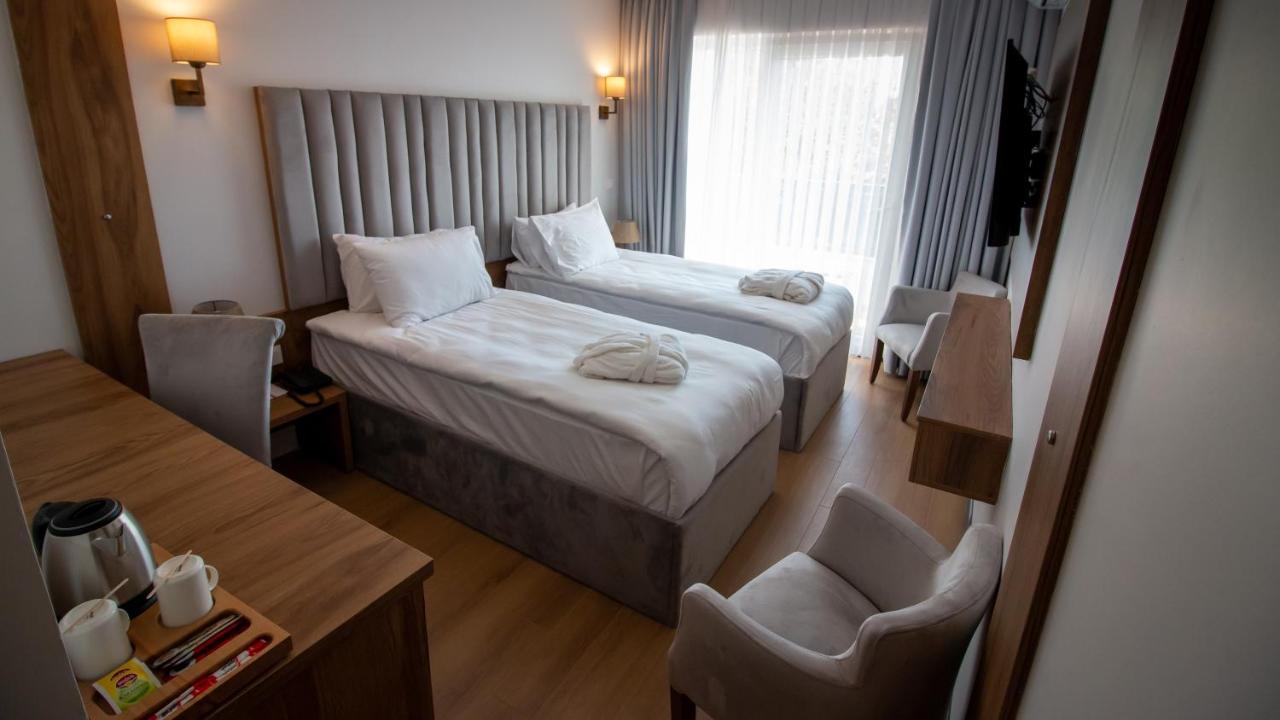 Lake Life Hotel Iznik Exterior photo