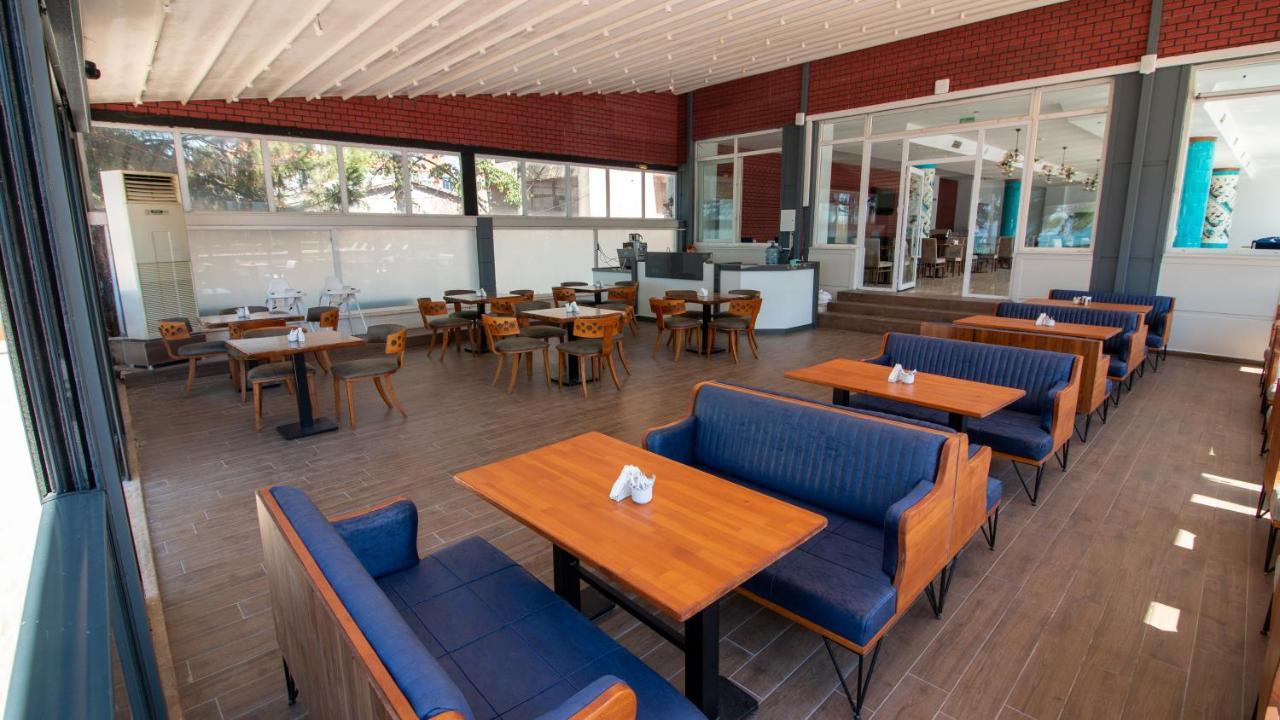 Lake Life Hotel Iznik Exterior photo